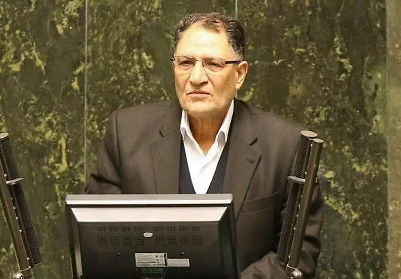 آوایی: مذاکره به معنای تسلیم نیست/ نمی‌توانیم فقر و محرومیت مردم را فقط با شعار پاسخ دهیم