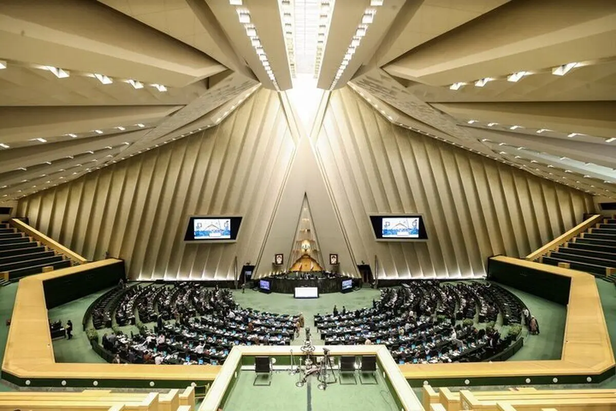 مهندسی جدید پارلمان/ افزایش ۴۰ کرسی مجلس روی میز بهارستان