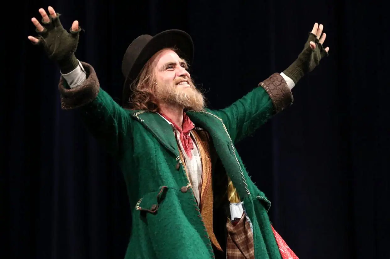 هشدار هوتن شکیبا به تماشاچی: فیلم نگیر!