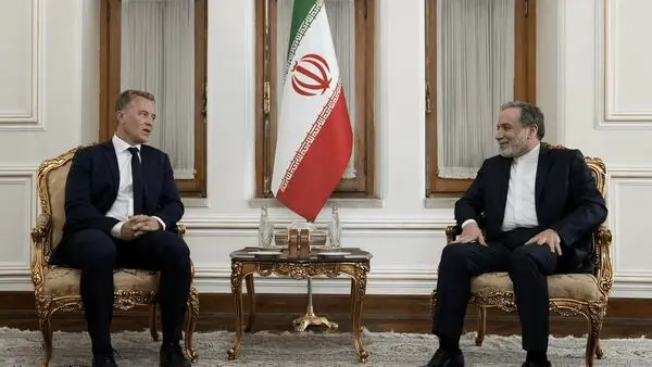 عراقچی: زیاده‌خواهی و عدم صداقت آمریکا مانع حصول توافق است