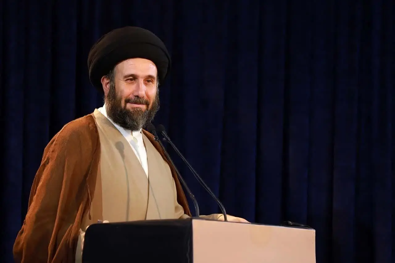 واکنش امام جمعه قزوین به حرکت پوتین هنگام مانور هواپیماهای آمریکایی در آلاسکا: او را انسان زیرکی می دانستم