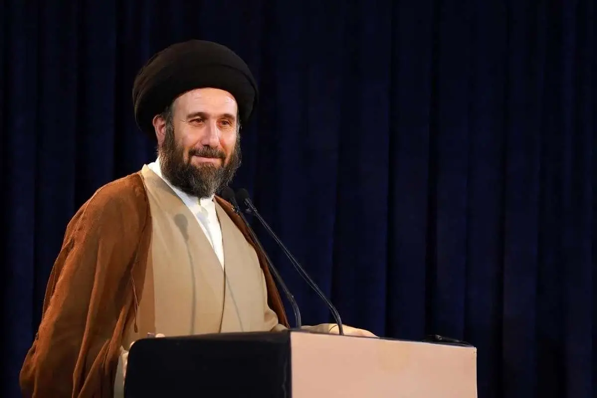 واکنش امام جمعه قزوین به حرکت پوتین هنگام مانور هواپیماهای آمریکایی در آلاسکا: او را انسان زیرکی می دانستم