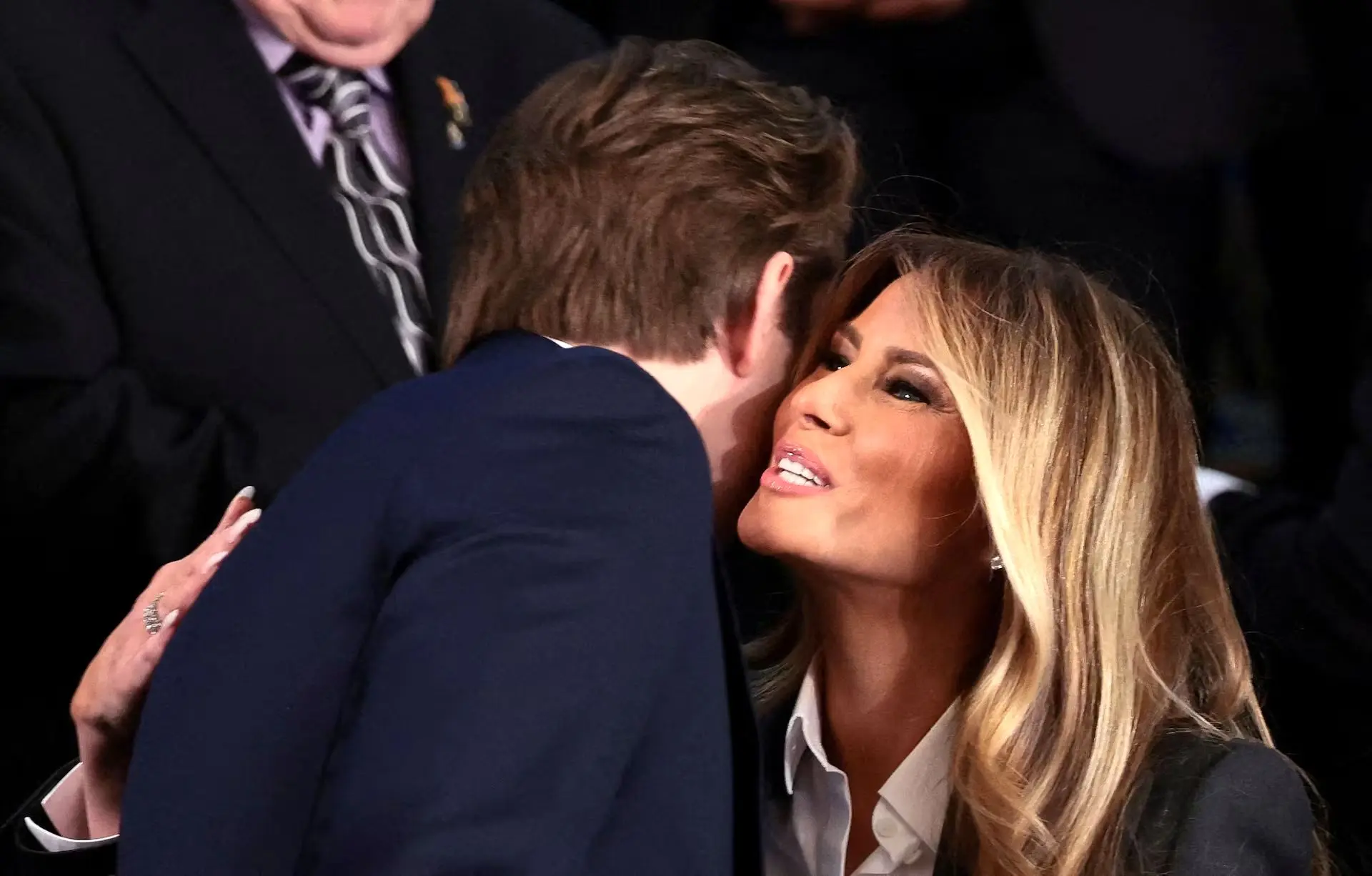 تصاویر؛ حاشیه‌هایی از سخنرانی ترامپ در کنگره