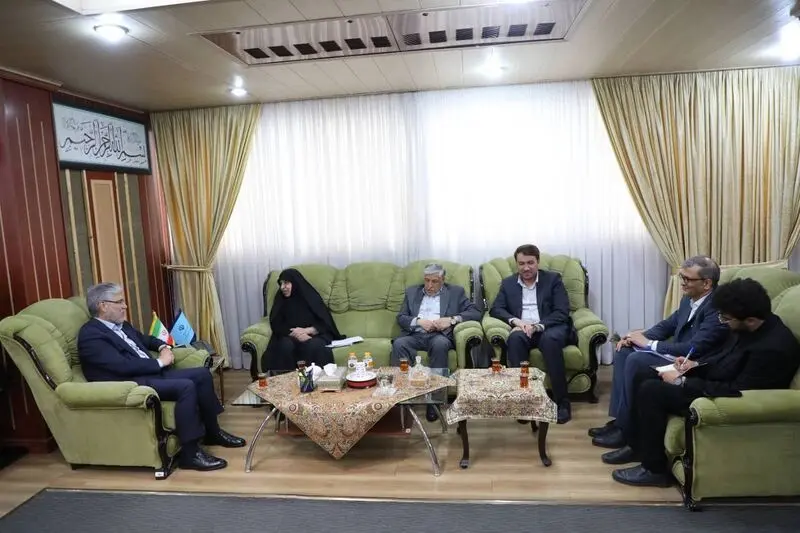 وحیددستجردی