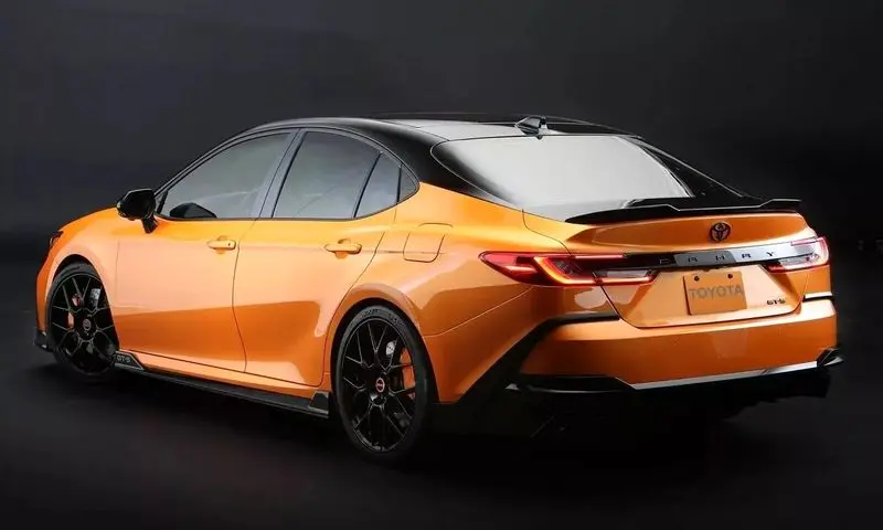 تویوتا کمری GT-S
