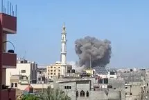 ببینید؛ لحظه اصابت پهپاد انتحاری به گلدسته مسجدی در غزه