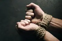 شکنجه گروگان با سوزاندن و چاقو؛ اخذ ویزا به فاجعه ختم شد