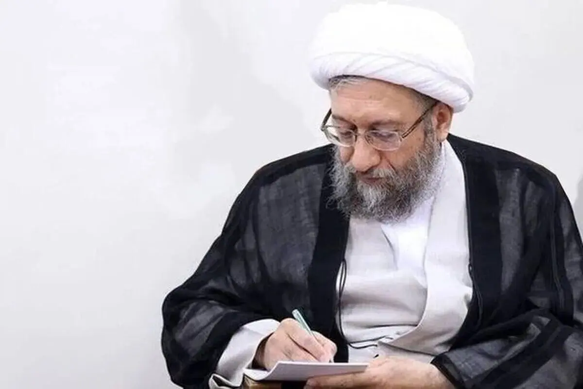 آملی لاریجانی: منطقه سرنوشت خود را به اسب بازنده گره نزند
