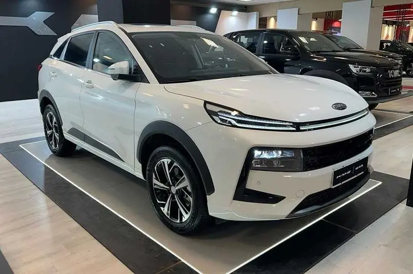 کی‌ام‌سی SR6؛ شاسی‌بلند جدید کرمان‌موتور در بازار