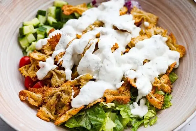 طرز تهیه سالاد ماکارانی چیپسی؛ ترند این روزهای دنیای سالاد