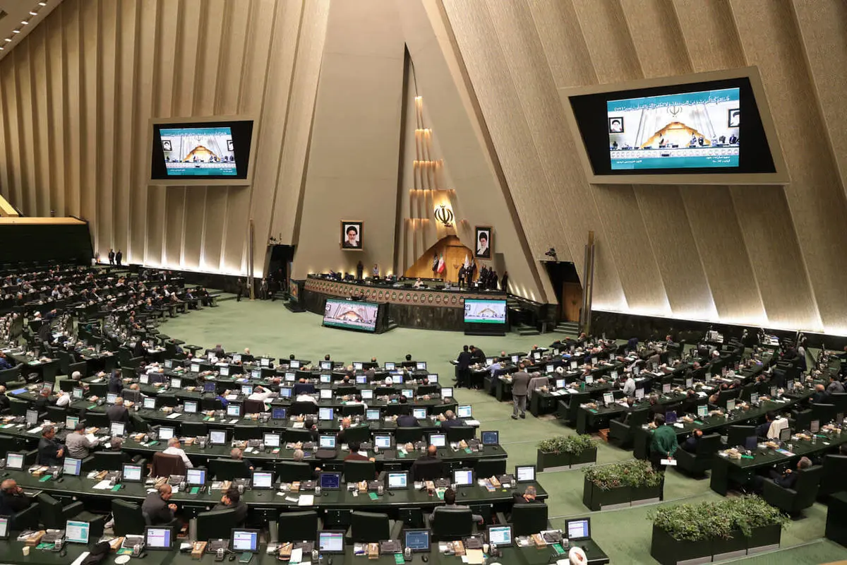 نماینده مجلس: شرایط فعلی را شرایط «ماقبل جنگ» نمی‌بینیم / دشمن در موقعیتی نیست که بتواند به ایران حمله کند 