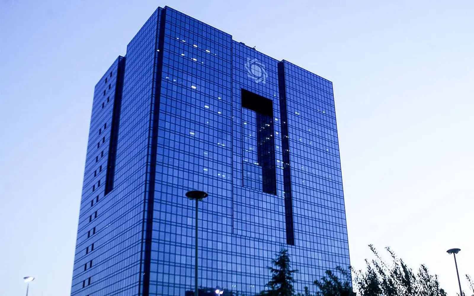 اسامی ۵ بانک ناتراز اعلام شد