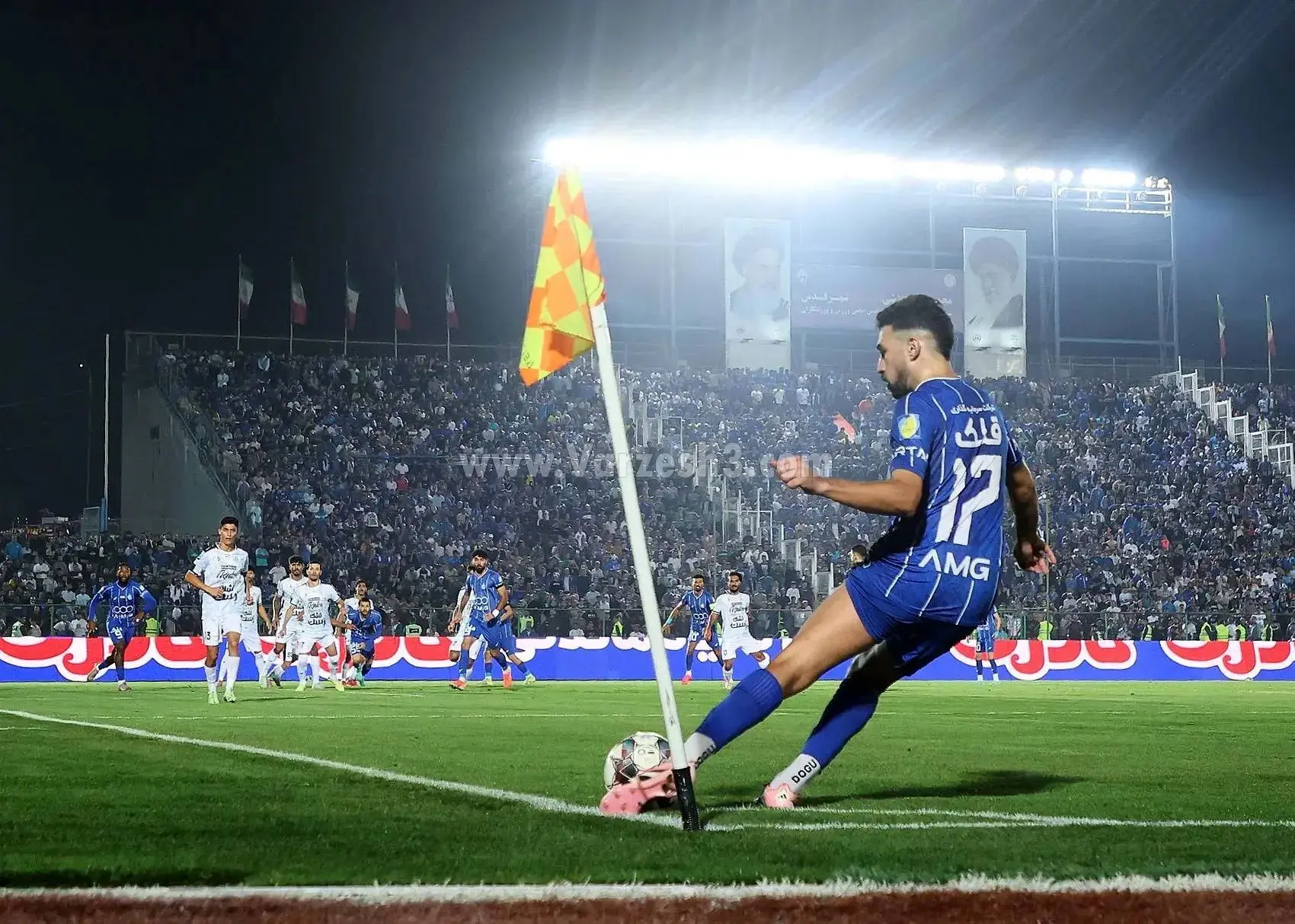 ۴ بازیکن استقلال دربی را از دست دادند