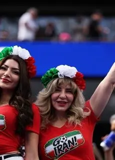 تصاویر؛ هواداران ایران در دیدار مقابل نیوزیلند