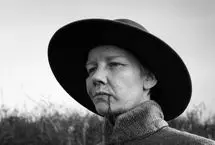 نقد و بررسی فیلم «رز»/ پرتره‌ای بی‌رحم از زنی که می‌خواهد به زندگی ادامه دهد