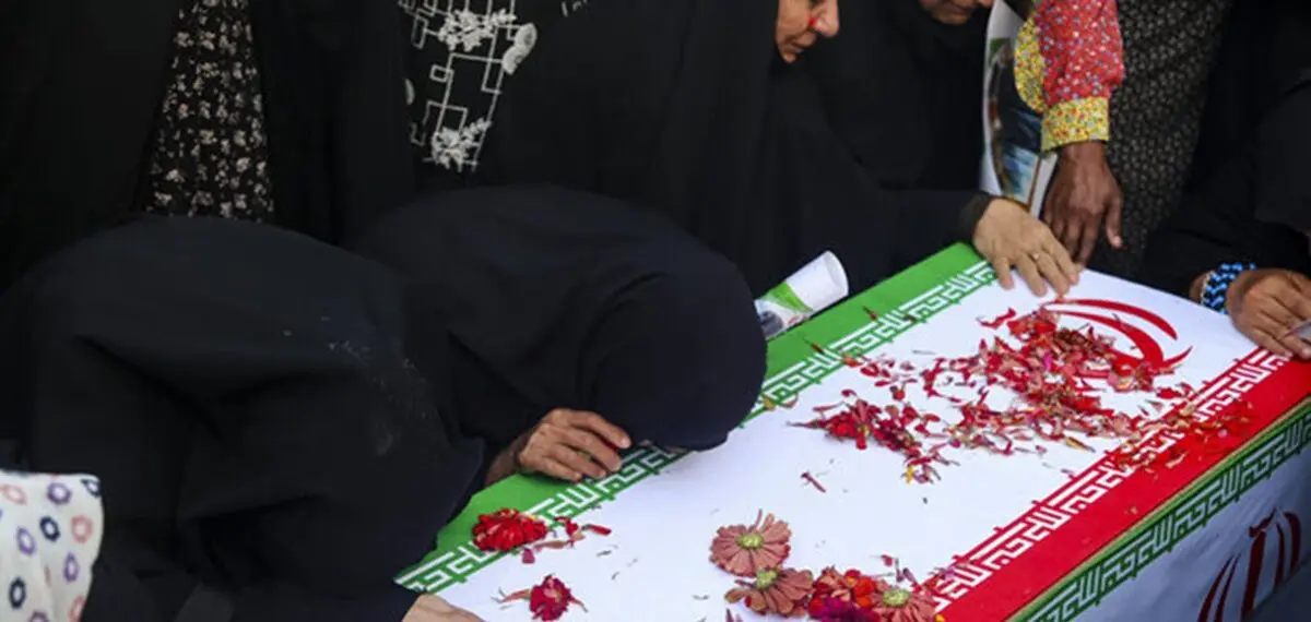 جامعه پرستاری در جنگ اخیر ۱۱ شهید داده است