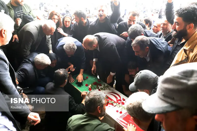 تشییع پیکر مطهر ۴ شهید «ناو دنا»۹