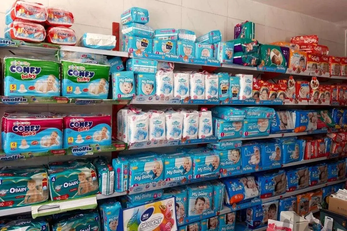 سه بار گرانی در یک یکسال؛ ردپای دلار در جهش قیمت پوشک نوزادان!