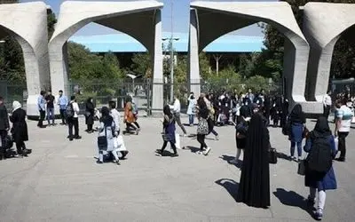 کشورهای حاشیه خلیج‌فارس به اساتید چند برابر ایران حقوق می‌دهند