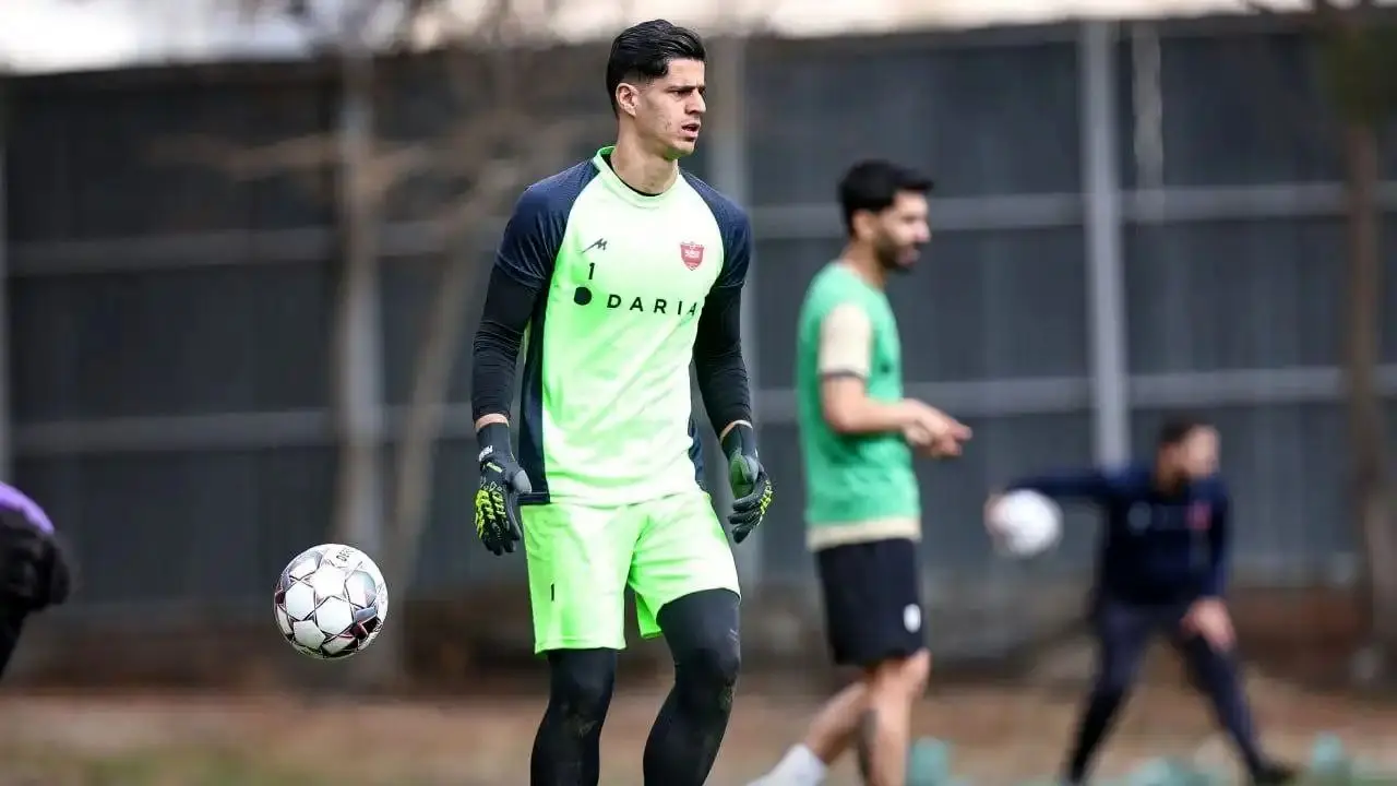 روزهای کم‌فروغ مرد کم‌اشتباه پرسپولیس