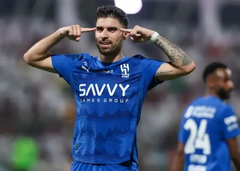 منچستر به دنبال ستاره الهلال!