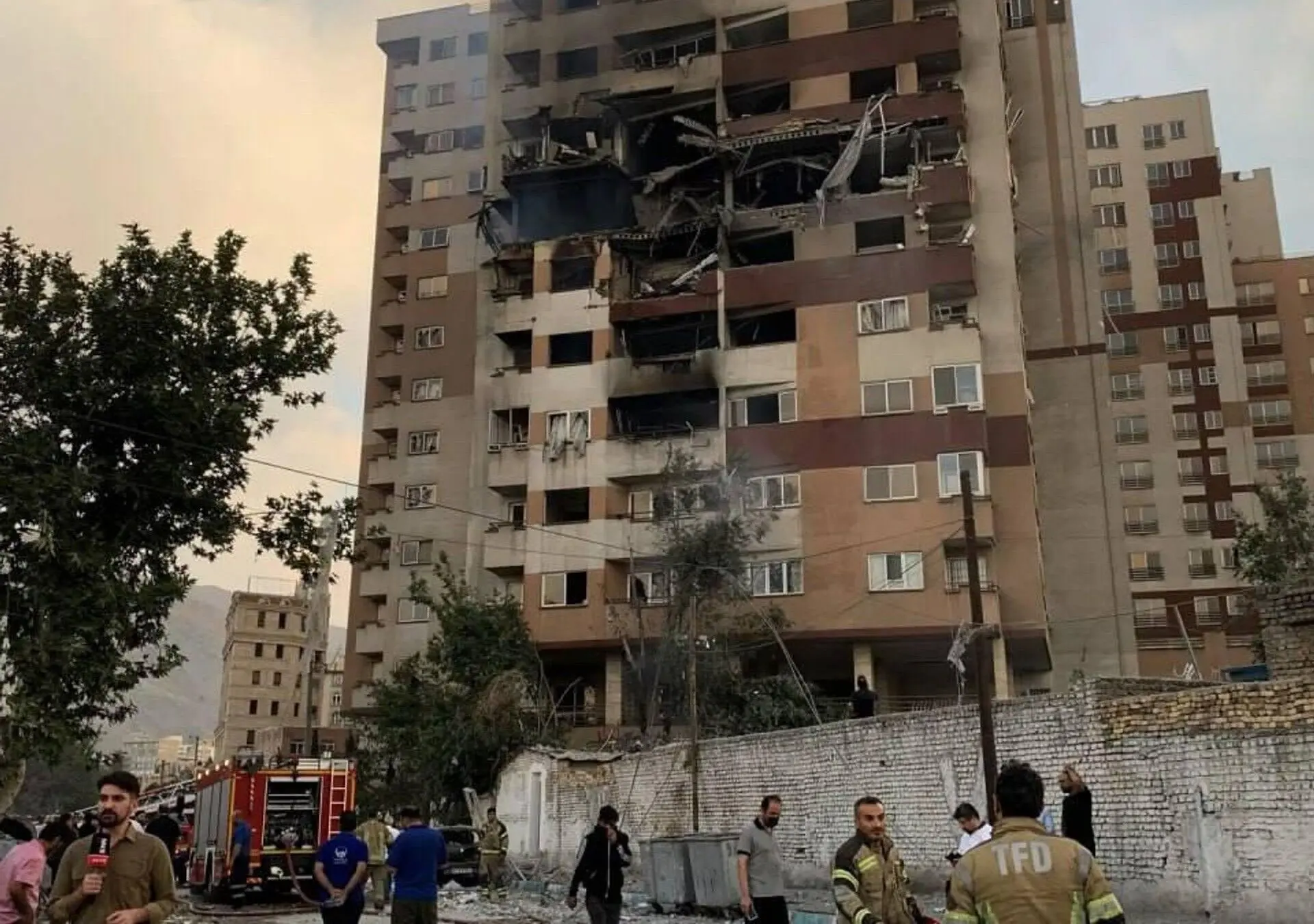 مأموریت «ستاد بازسازی مناطق آسیب‌دیده»؛ شهروندان به کجا مراجعه کنند؟ 