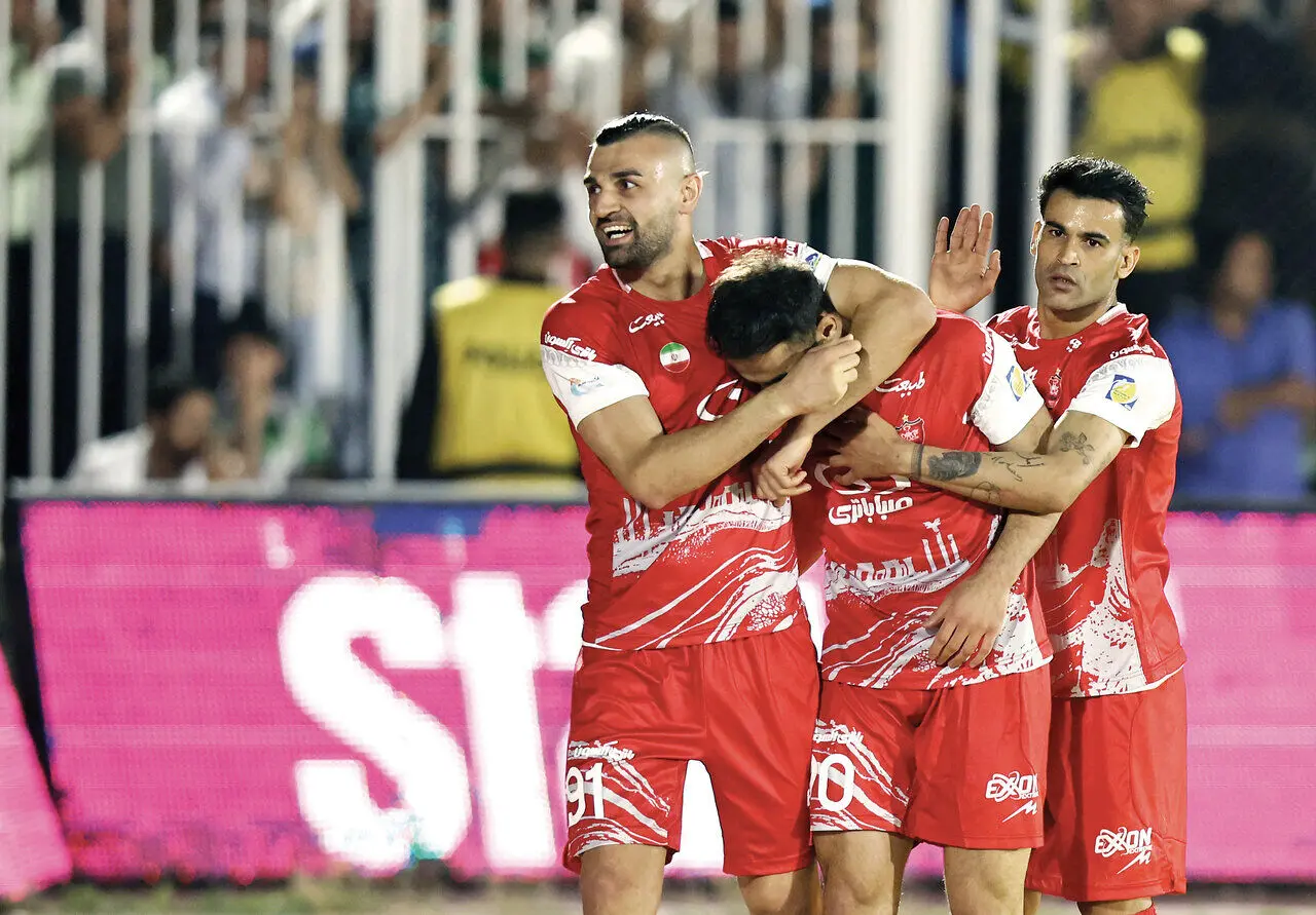 سردار دورسون اصلا در حد پرسپولیس نیست