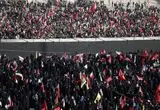 سنگ زدن به تصویر ترامپ در مراسم تشییع رهبر شهید