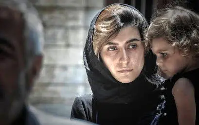 سکانسی به یادماندنی از بازی مژده دایی در سریال جزیره