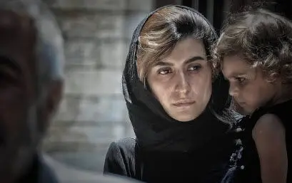 سکانسی به یادماندنی از بازی مژده دایی در سریال جزیره