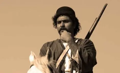 گفت‌وگو با همسر رئیسعلی دلواری؛ برای وطن می‌ایستیم!