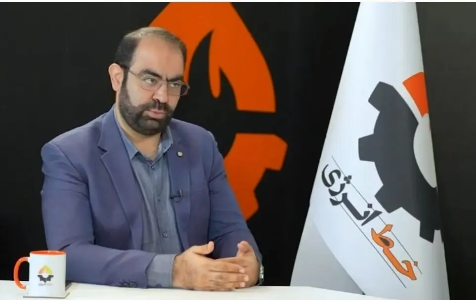 کارشناس صداوسیما: ایران باید علیه اروپا اعلام جنگ کند!