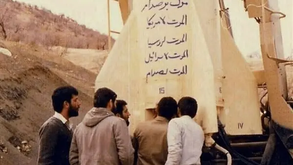 تصاویری از اولین شلیک موشکی ایران
