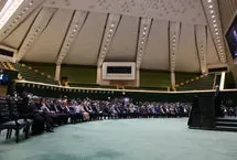  نگاه معنی دار رئیس جمهور به نماینده نزدیک به زاکانی
