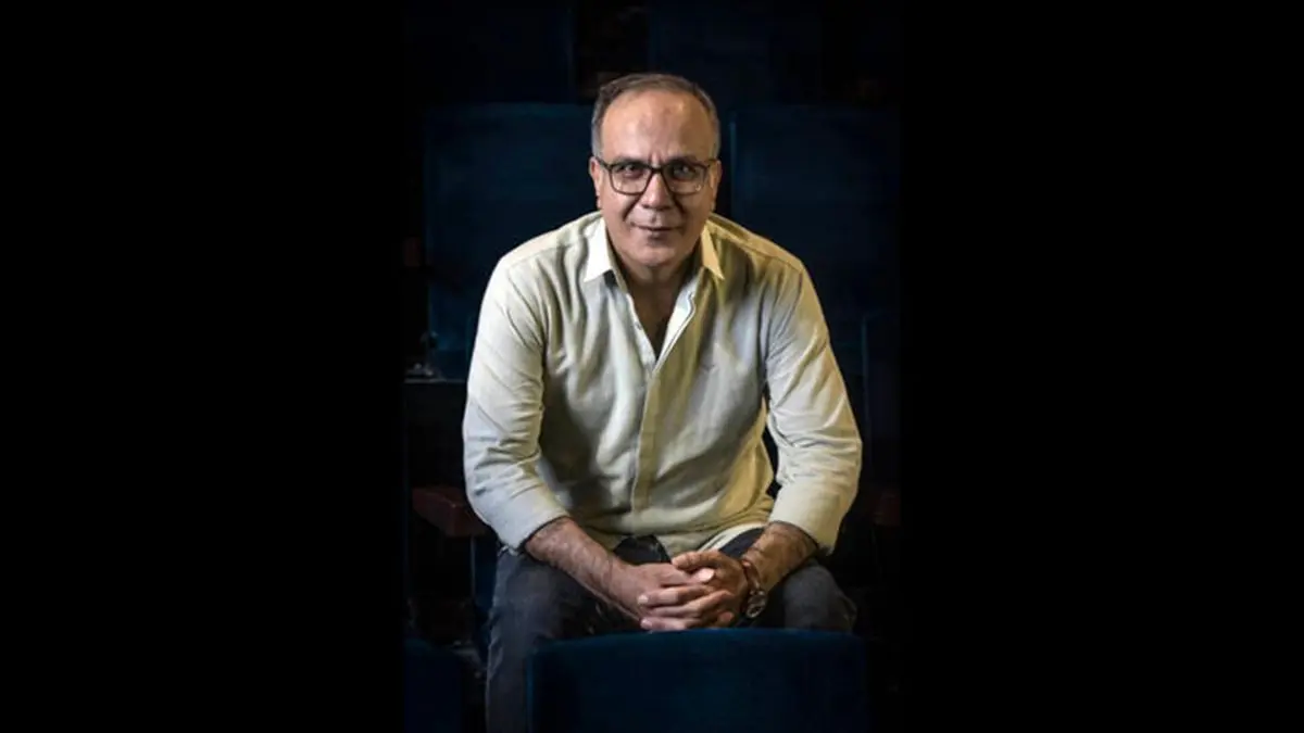 خانه کورش نریمانی ۲ بار در جنگ آسیب دید