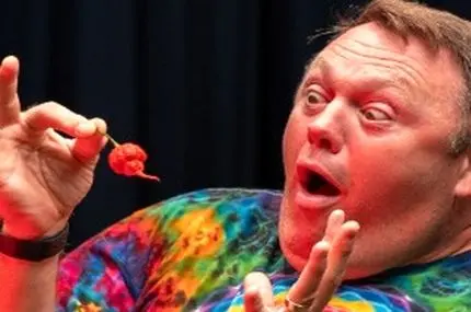 رکورد خوردن تندترین فلفل جهان