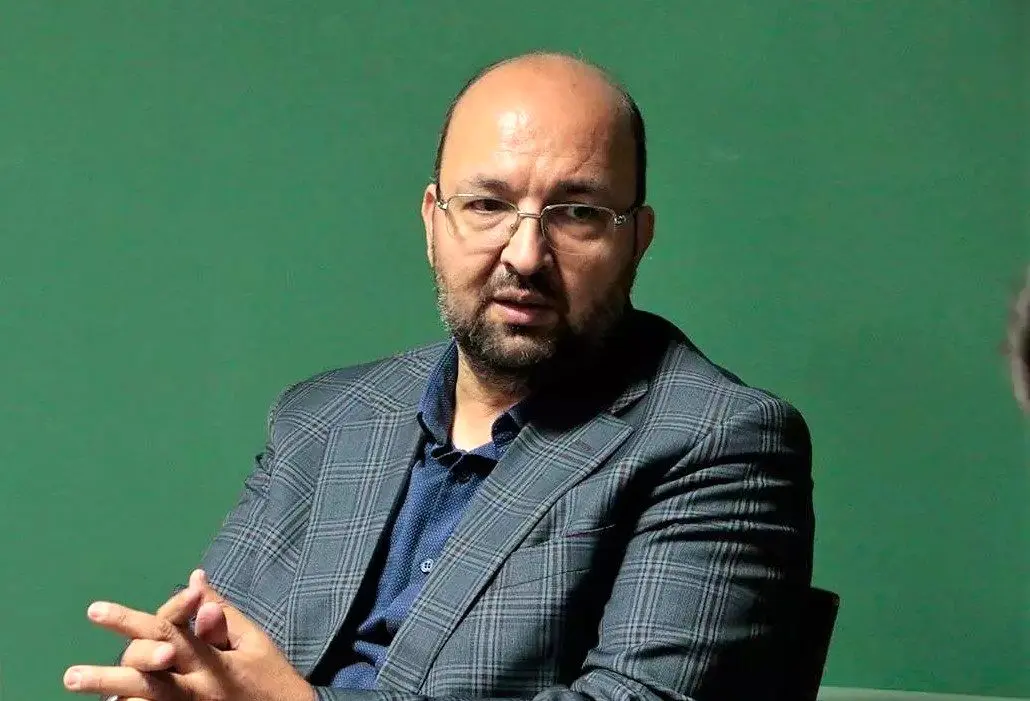 جواد امام: انتصاب لاریجانی، مهر باطلی بر رد صلاحیت‌ها بود
