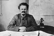 مبارزان افتاده، وحشت سرخ در قبال وحشت سفید 