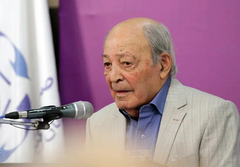 مردی که هرگز آب از سرش نگذشت
