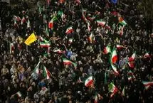 هشدار روزنامه جمهوری اسلامی در مورد منحرف کردن تجمعات شبانه 