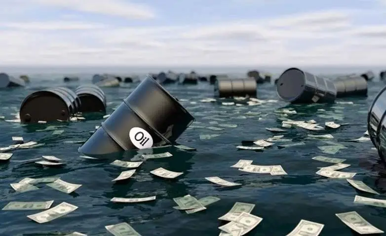 بحران در راه است؟
