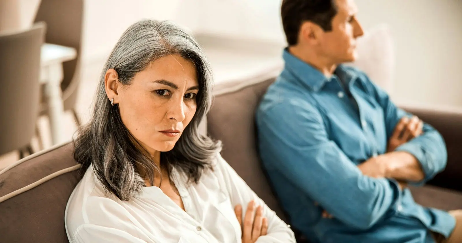 10 نشانه رفتار بزرگسالی که ریشه در تروماهای کودکی دارند