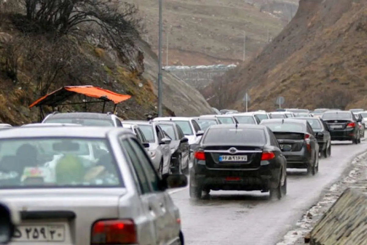 چالوس زیر فشار ترافیک؛ مسیر از پل زنگوله تا شهر بسته شد