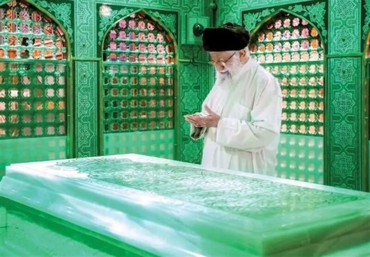 مقام آستان قدس: محل دفن رهبر شهید در حرم امام رضا (ع) مشخص نشده  