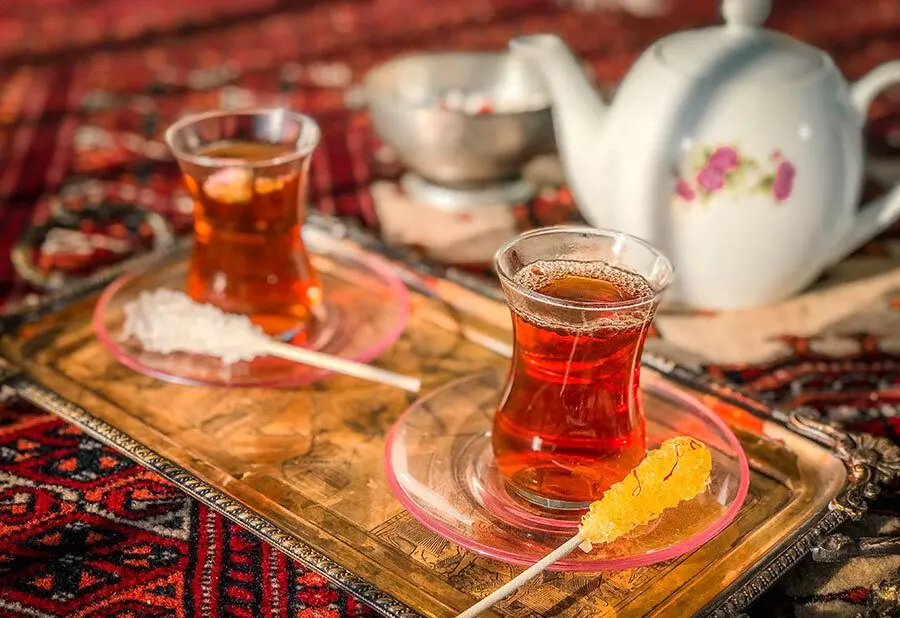 مصرف چای یا شیرچای بعد از غذا؛ مفید است یا مضر؟ 