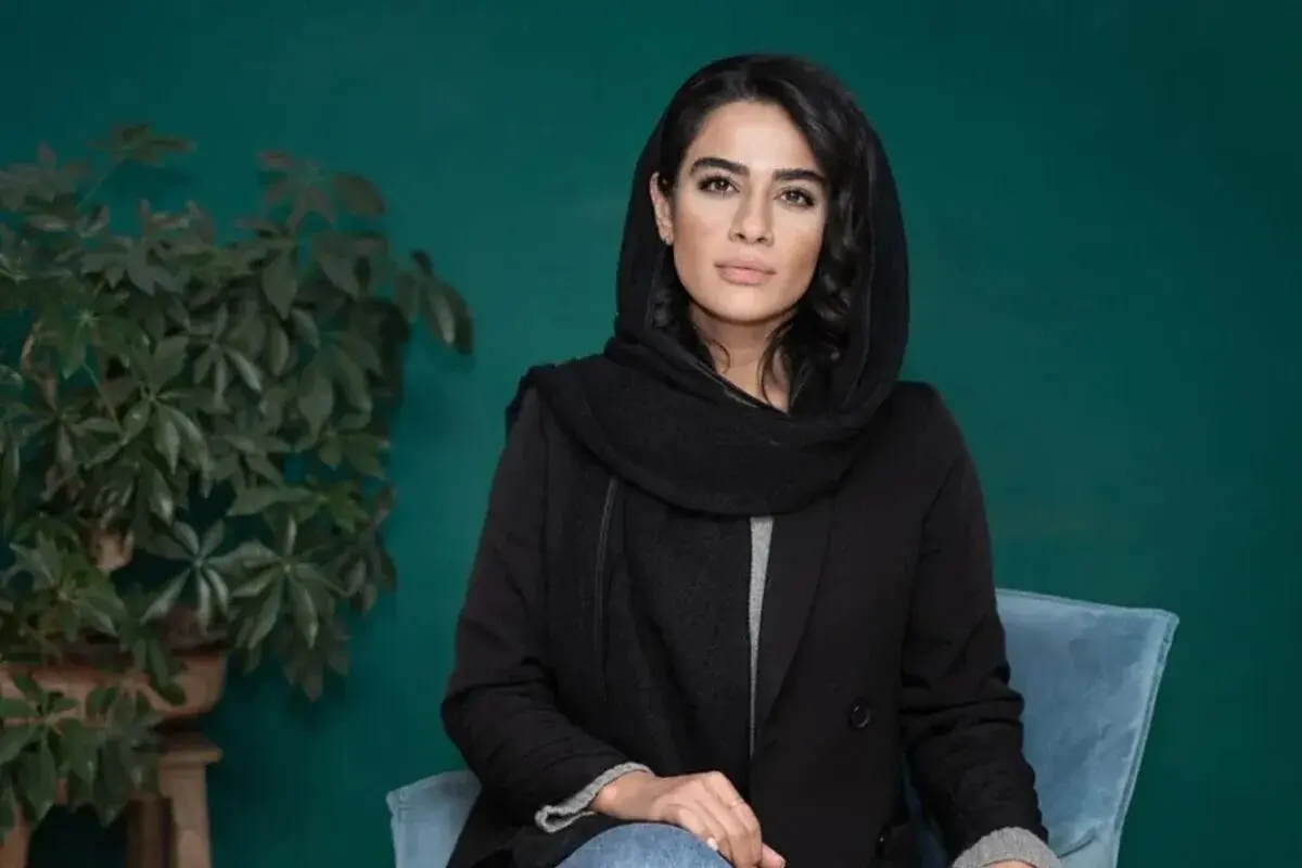 هیوا سیفی‌زاده، خواننده‌ زن به چهار سال حبس محکوم شد