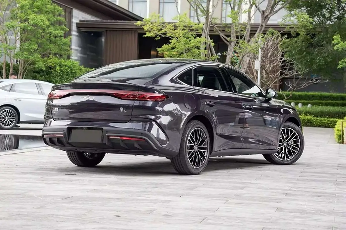 بی‌وای‌دی Qin L؛ رقیب تازه‌نفس هیبریدی‌ها از راه رسید