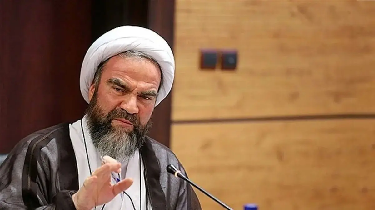 غرویان: سایر مراکز قدرت نیز باید با دولت در تغییر رویکرد به اعتراضات همراهی کنند