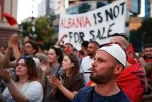 تداوم تظاهرات گسترده در آلبانی علیه ایوانکا ترامپ و جرد کوشنر