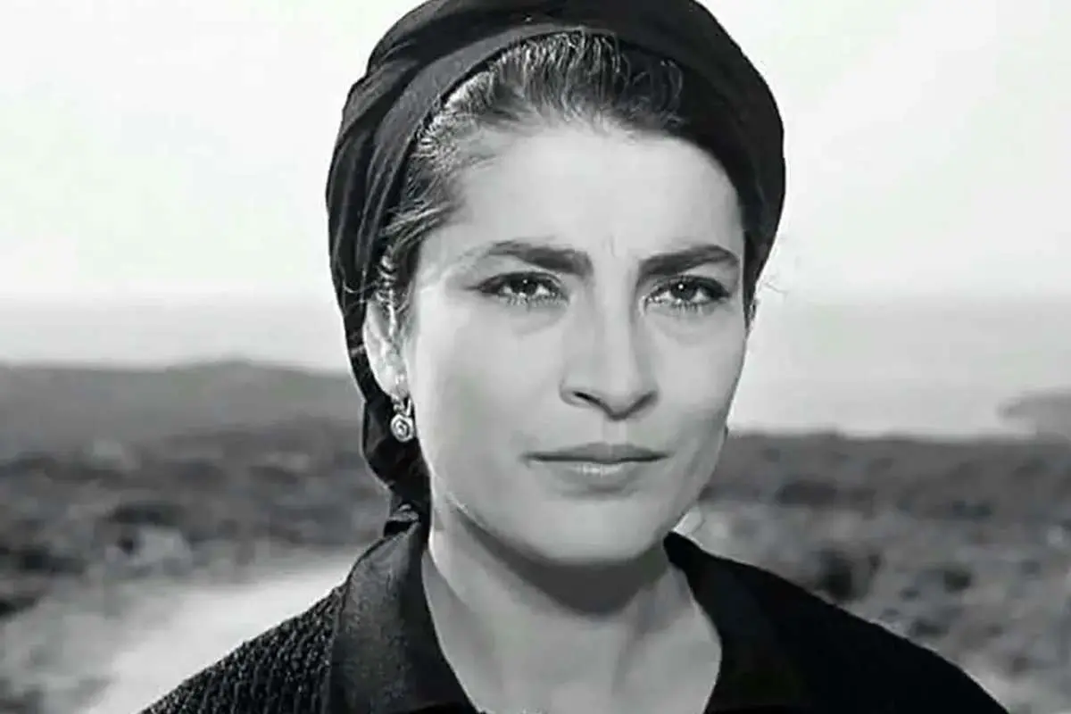 «هند جگرخوار» با کودکی در آغوش؛ 70 سال قبل